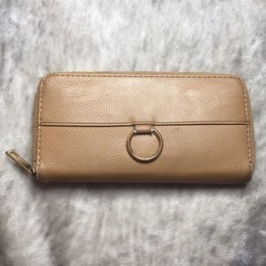 Tan wallet